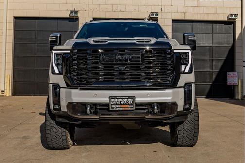 2024 GMC Sierra 2500 Denali Ultimate