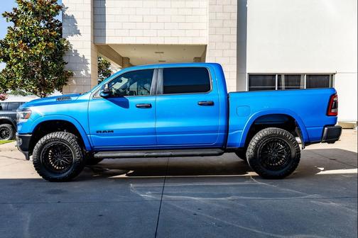Hydro Blue Pearlcoat 2023 RAM 1500 Big Horn/Lone Star