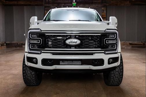 2026 Ford F-450 Platinum