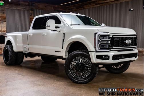 Star White Metallic Tri-Coat 2026 Ford F-450 Platinum