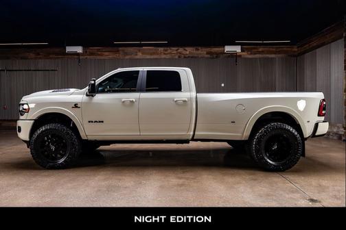 Pearl White 2024 RAM 3500 Limited Crew Cab 4x4 8' Box