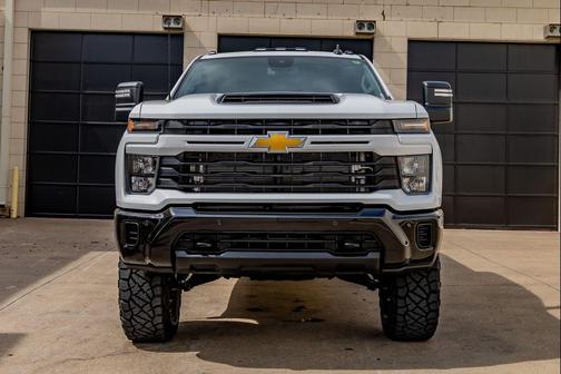 2025 Chevrolet Silverado 2500 Custom