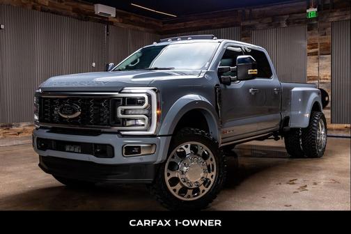 Glacier Gray Metallic Tri-Coat 2026 Ford F-450 Platinum