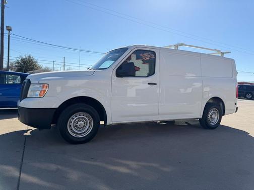 2017 Nissan NV Cargo NV2500 HD SV V6