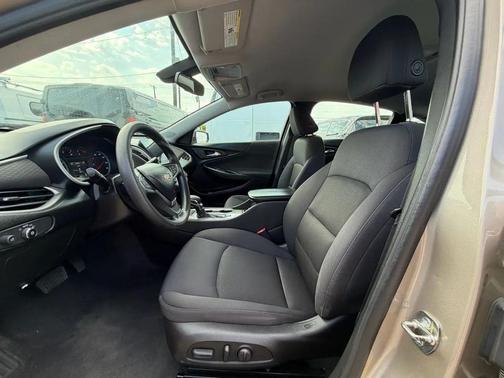 Silver 2022 Chevrolet Malibu LT