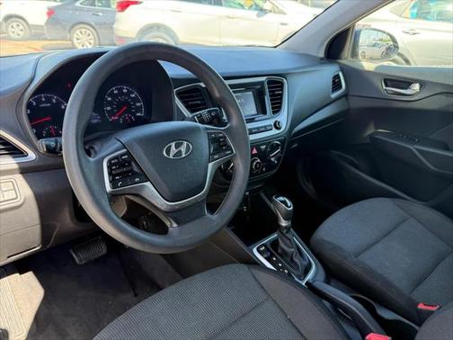 2021 Hyundai Accent SE 4-Door 6A