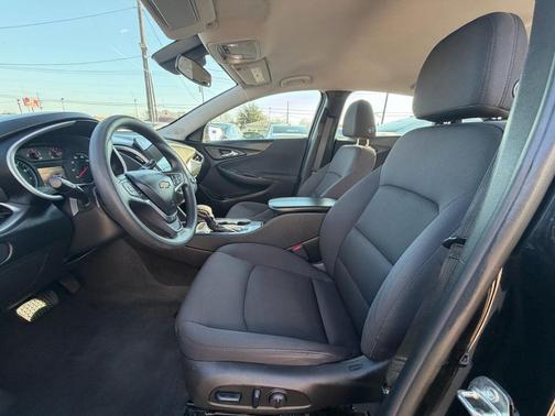 2023 Chevrolet Malibu 1LT