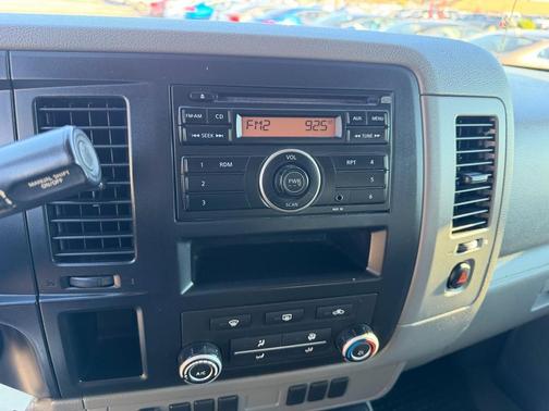 2016 Nissan NV Cargo NV2500 HD S V6