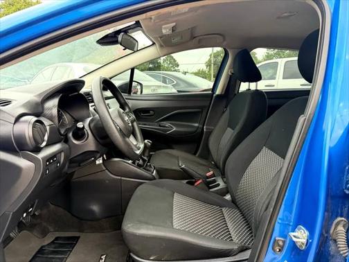 2024 Nissan Versa 1.6 S