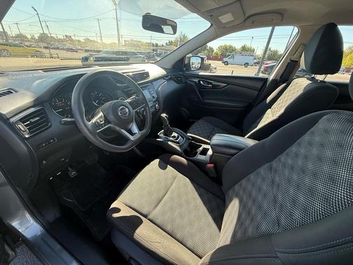2017 Nissan Rogue Sport SV