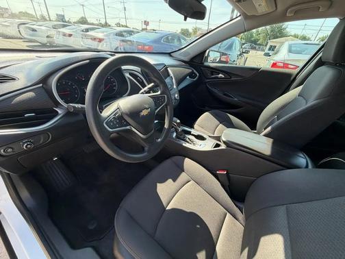 White 2023 Chevrolet Malibu 1LT