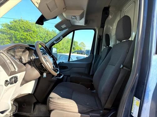 2017 Ford Transit-250 Base