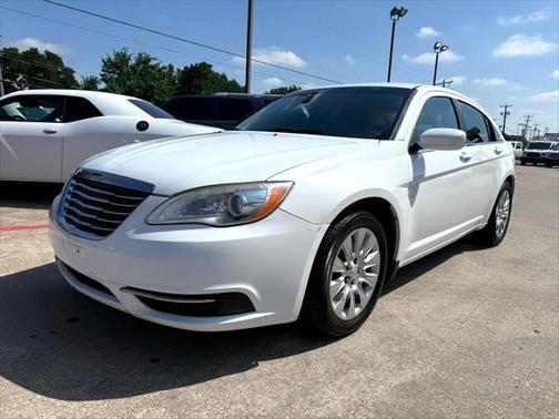 2013 Chrysler 200 LX