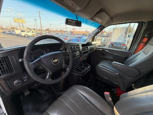 2014 Chevrolet Express 2500 Work Van