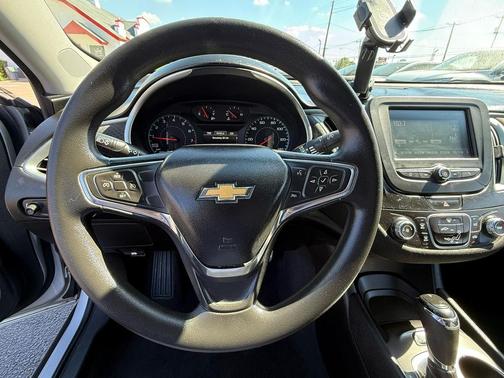 2017 Chevrolet Malibu 1LS