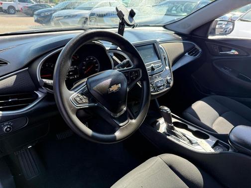 2017 Chevrolet Malibu 1LS