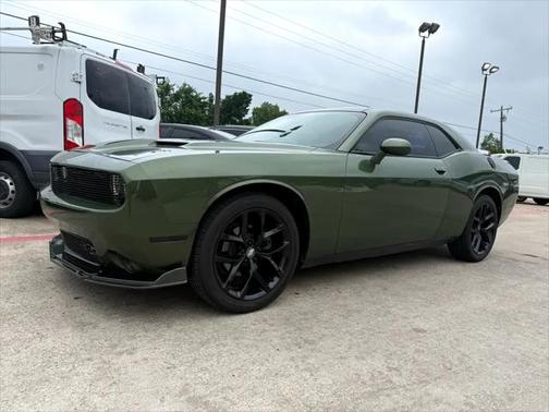 2021 Dodge Challenger SXT
