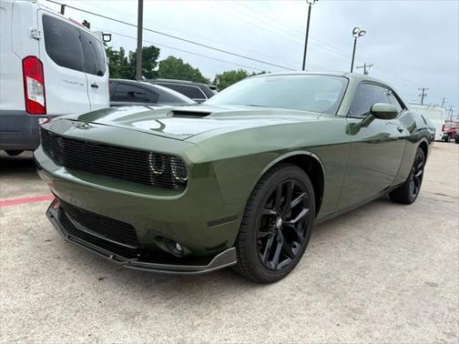 2021 Dodge Challenger SXT
