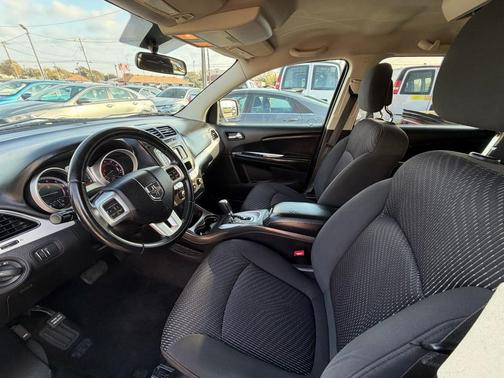 2017 Dodge Journey SE