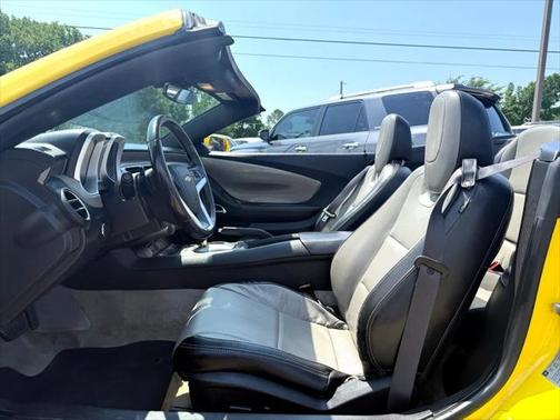 2015 Chevrolet Camaro 2LT