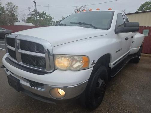 White 2004 Dodge Ram 3500 4dr Mega Cab 160.5'' SRW 4WD SLT