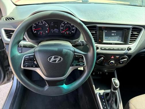 2021 Hyundai Accent SE 4-Door 6A