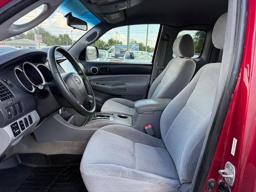 2005 Toyota Tacoma PreRunner Access Cab