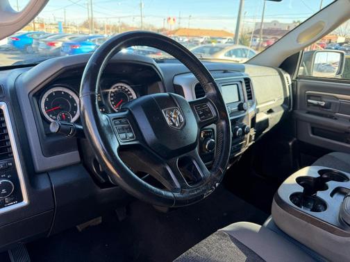 2016 RAM 1500 Big Horn