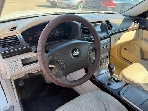 2008 Kia Amanti Sedan
