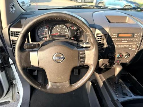 2007 Nissan Titan SE Crew Cab