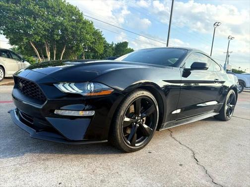 2021 Ford Mustang EcoBoost