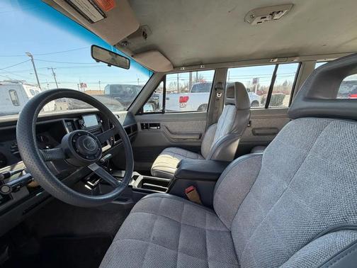 1989 Jeep Cherokee Base