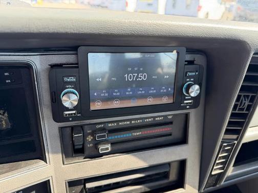 1989 Jeep Cherokee Base