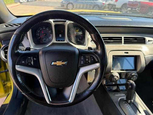 2015 Chevrolet Camaro 2LT