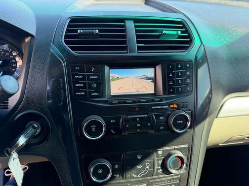 2018 Ford Explorer Base