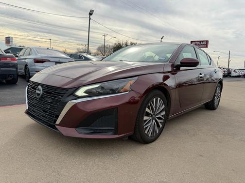 2023 Nissan Altima 2.5 SV