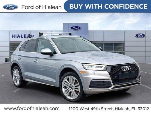 Florett Silver Metallic 2019 Audi Q5 2.0T Premium Plus