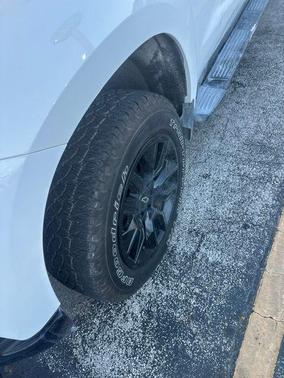 Summit White 2020 Chevrolet Silverado 1500 Custom