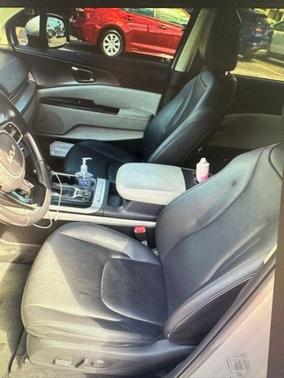 Black Metallic 2025 Ford Explorer ST-Line