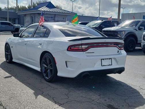 2019 Dodge Charger Scat Pack