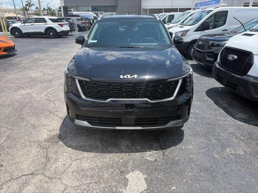 Ebony Black 2025 Kia Sorento S