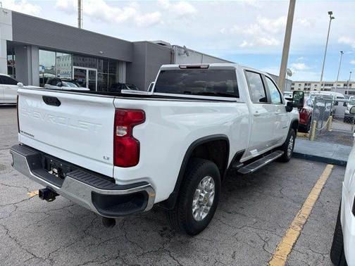 Summit White 2022 Chevrolet Silverado 2500 LT