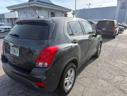 Nightfall Gray Metallic 2020 Chevrolet Trax LS