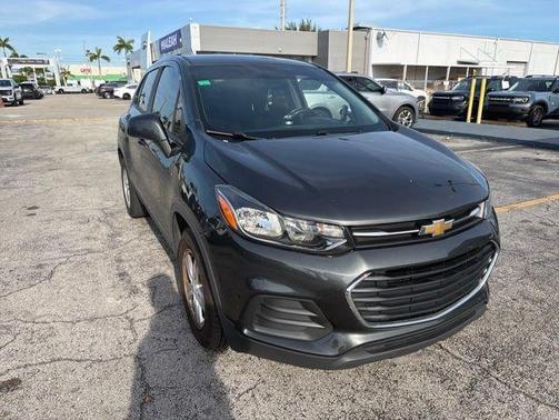 Nightfall Gray Metallic 2020 Chevrolet Trax LS