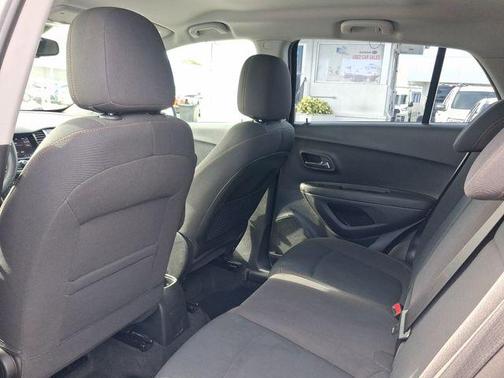 Nightfall Gray Metallic 2020 Chevrolet Trax LS