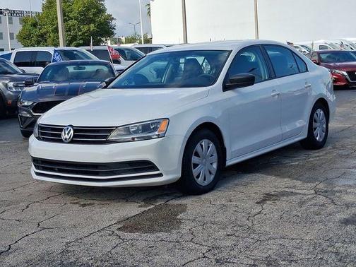 Pure White 2016 Volkswagen Jetta 1.4T S
