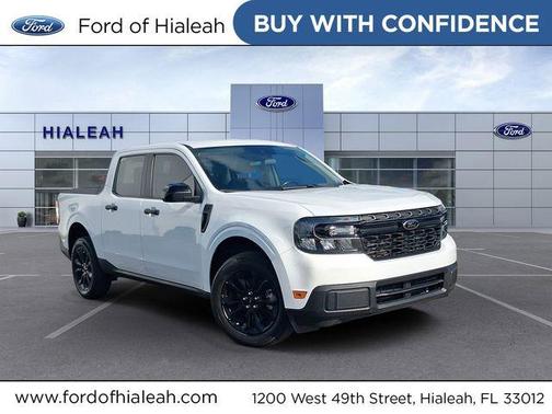 Oxford White 2024 Ford Maverick XLT