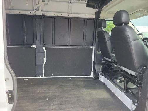 Bright White Clearcoat 2023 RAM ProMaster 2500 High Roof