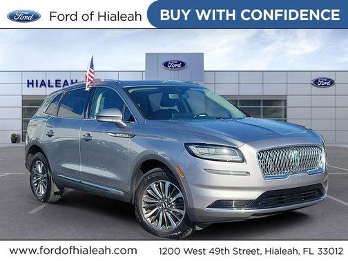 Radiance Metallic 2023 Lincoln Nautilus Standard