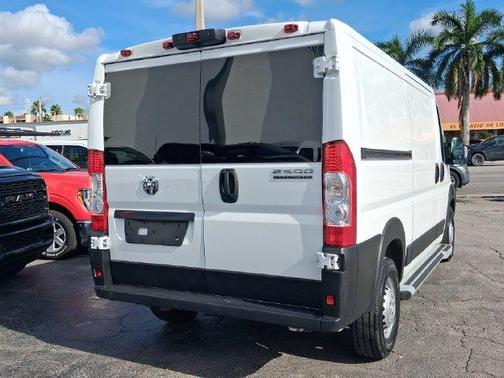 Bright White Clearcoat 2025 RAM ProMaster 2500 Base